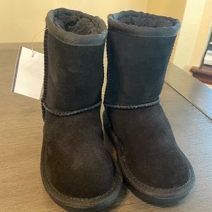 Koolaburra by UGG boots *new*
